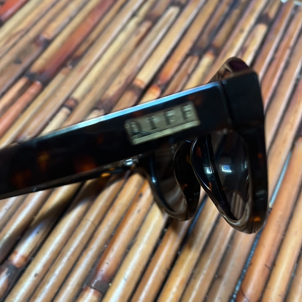 Diff Sunglasses - image 4